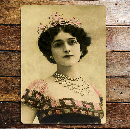 Vintage Lady Portrait, Jewels Pink | Metal Sign Plaque